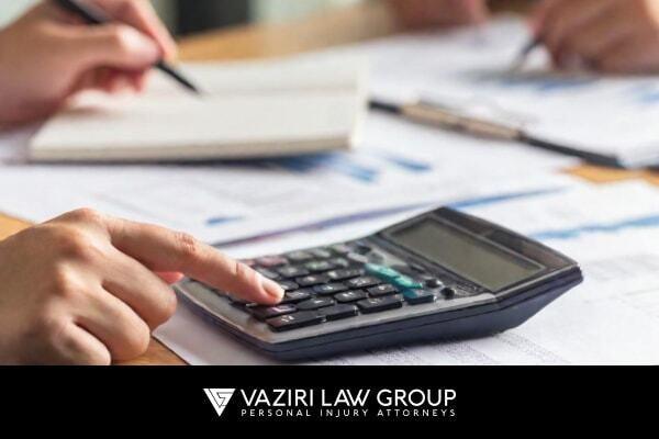 How to use a car accident settlement calculator