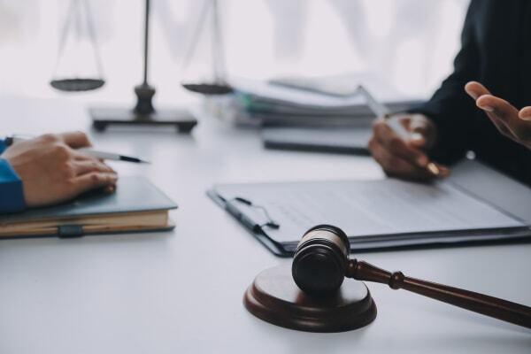 When to get an attorney for a car accident